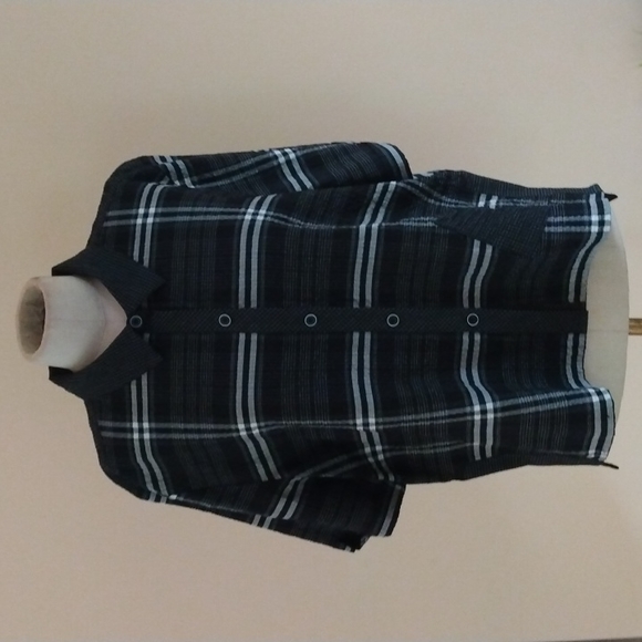 Habitat Tops - Habitat Size Large Button Front Top.